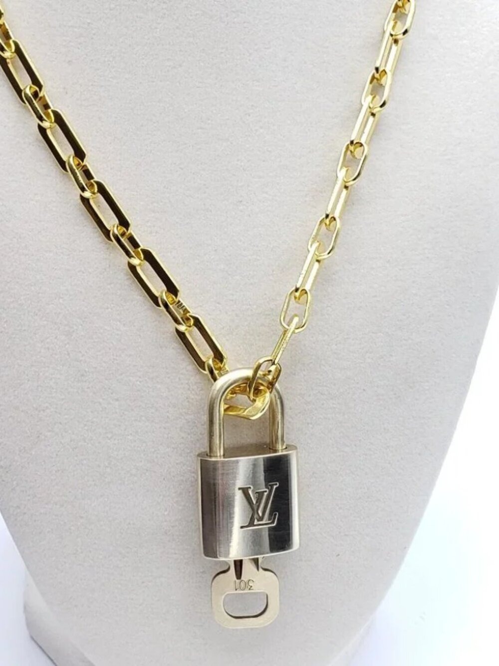 Authentic Louis Vuitton Gold Padlock w/Unbranded Stainless Steel Chain Necklace - Picture 6 of 9